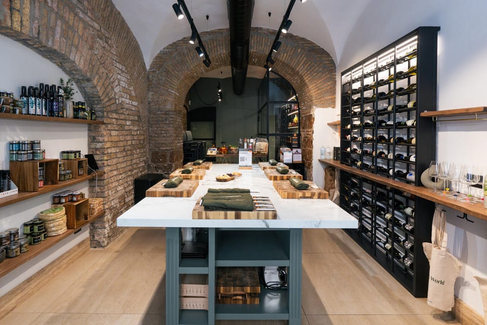 Rome: Pasta, Ravioli & Tiramisu Cooking Class by Colosseum - Wine, Snacks, and the Rhythm of an Evening in the Kitchen