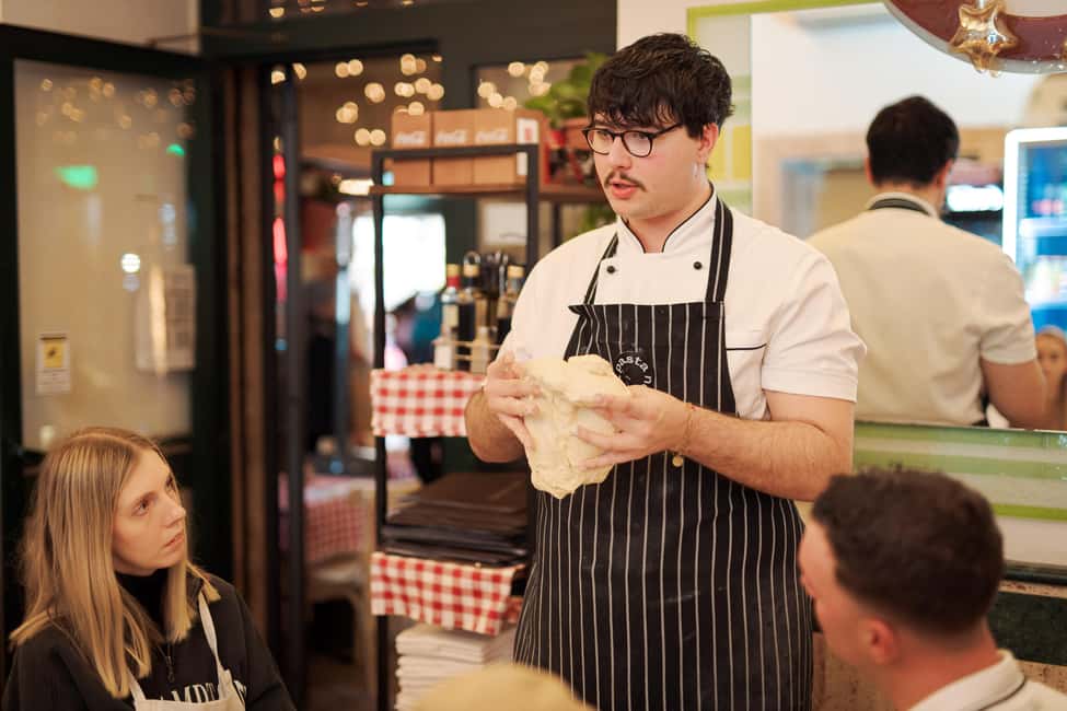 Rome: Pizza and Tiramisu Cooking Class in Piazza Navona - Small-group pacing: getting help when you need it
