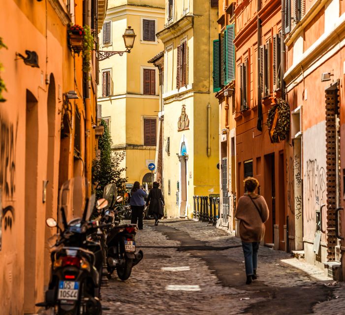 Rome: Private 2-hr Tour of Icons & Hidden Gems with a Local - Should you book this private Rome icons-and-streets tour?