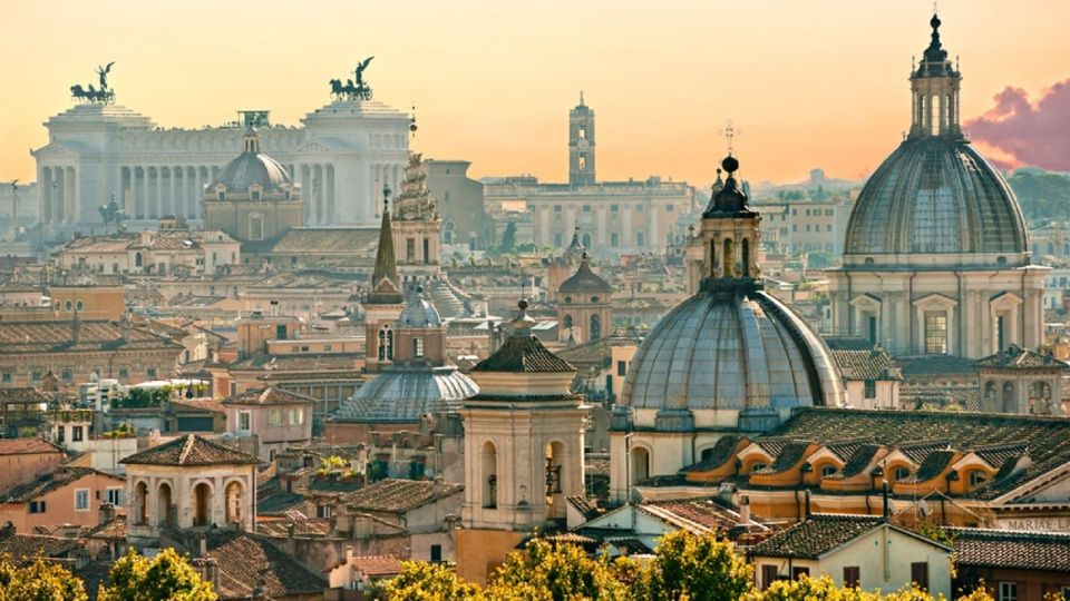 Rome: Private Day Tour with Transportation - Why this private Mercedes tour feels like good value