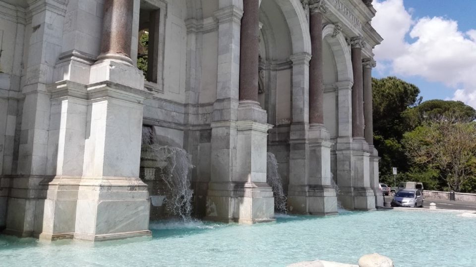 Rome: Private Day Tour with Transportation - Trevi Fountain and the Spanish Steps: classic landmarks, shorter time on foot