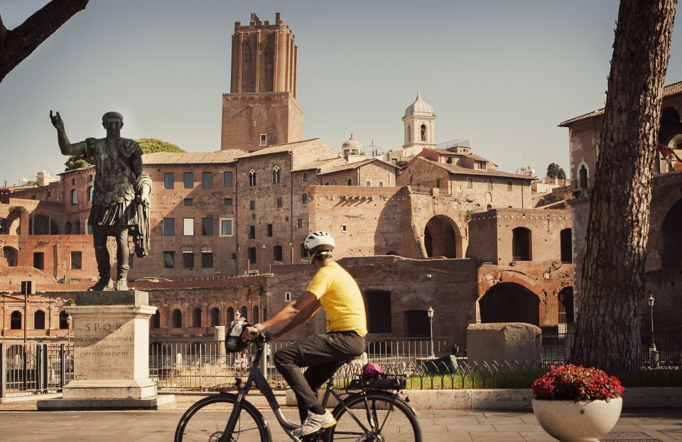 Rome: Private Half-Day Bike Tour with E-bike - Choosing between the two routes: which one fits your Rome?