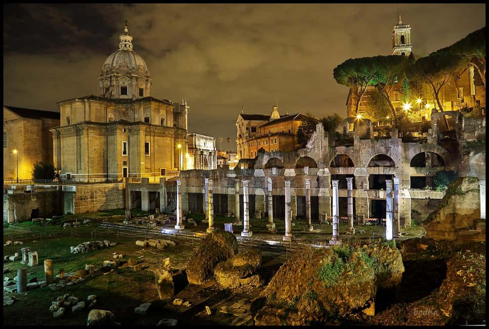 Rome: Private Night Tour by Chauffeur-Driven Vehicle - Price and value: $89 for a private night ride that reduces friction