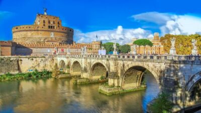 Rome: Private Sightseeing Day Tour from Civitavecchia Port - Mercedes comfort and driver commentary that actually helps