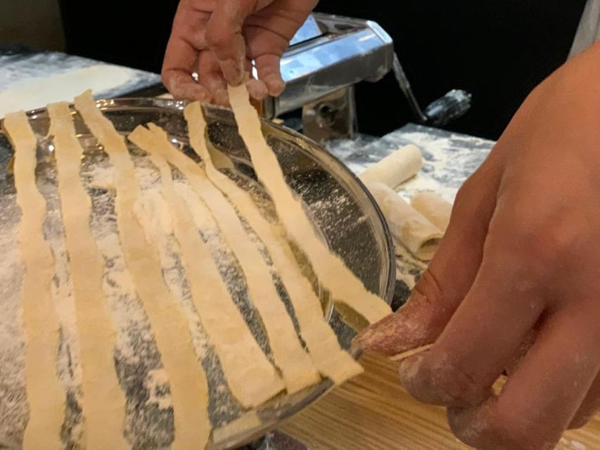 Rome: Roman Master Chef Cooking Class with Wine - Group Size and Timing: Why It Feels Personal