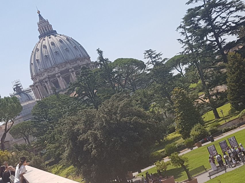 Rome: Vatican Museums and Sistine Chapel, Private Tour - Sistine Chapel: How to Enjoy Michelangelo Instead of “Just Looking”