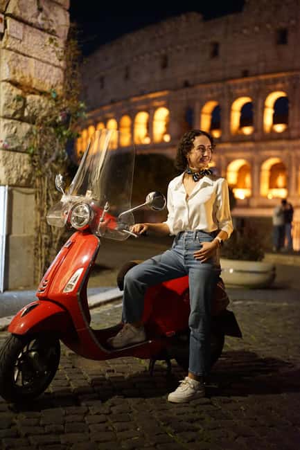 Rome: Vespa Night Tour with Aperol Spritz & Photos - Meeting at Caffe Roma and the safety-first intro