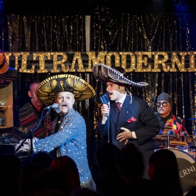 Rome: Wine, Legends, and Burlesque Extravaganza by Night - The mood and pacing: why the 3-hour format feels right