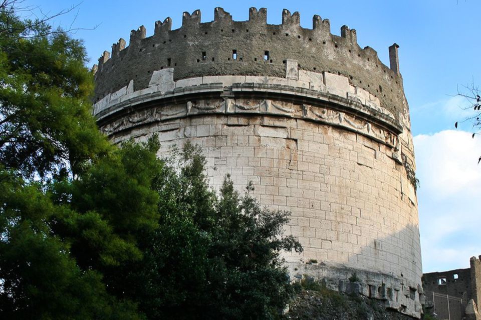 Secrets Below Rome: Tour Catacombs and Ancient Appian Way - Domine Quo Vadis: a small church with a clear story