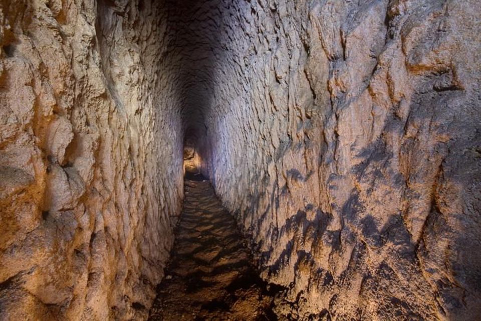 Secrets Below Rome: Tour Catacombs and Ancient Appian Way - Hotel pickup and the drive to Porta San Sebastiano