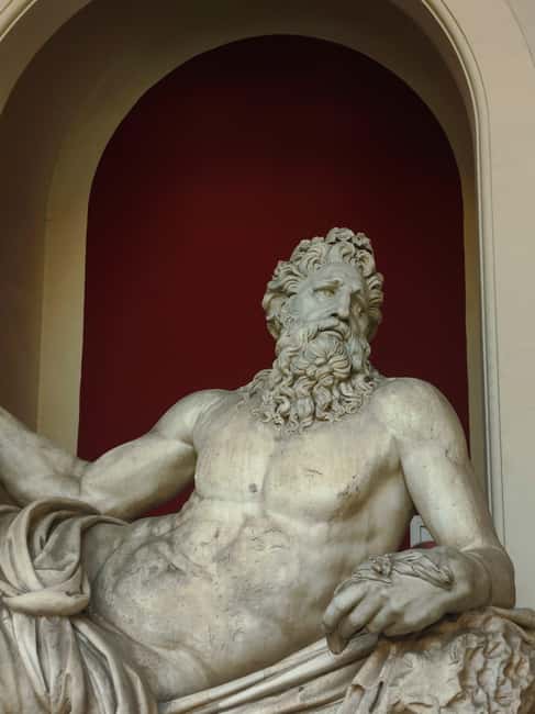 Vatican: Priority Entry to Vatican Museums an Sistine Chapel - Sistine Chapel + Museums in 3 Hours: The Pace Reality Check