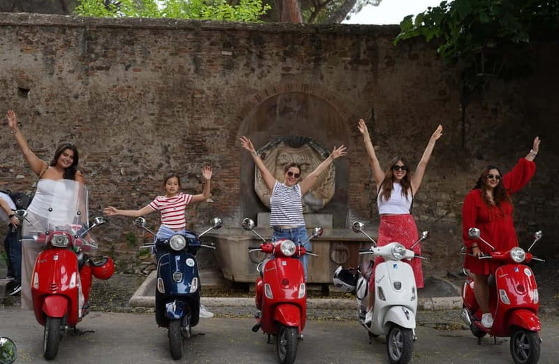 Vespa city tour in Rome with two different routes - The outside-views rule: why it matters (and when it’s a plus)