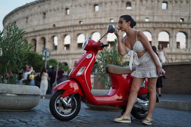 Vespa city tour in Rome with two different routes - Fontana dell’Acqua Paola: a practical photo stop with breathing room