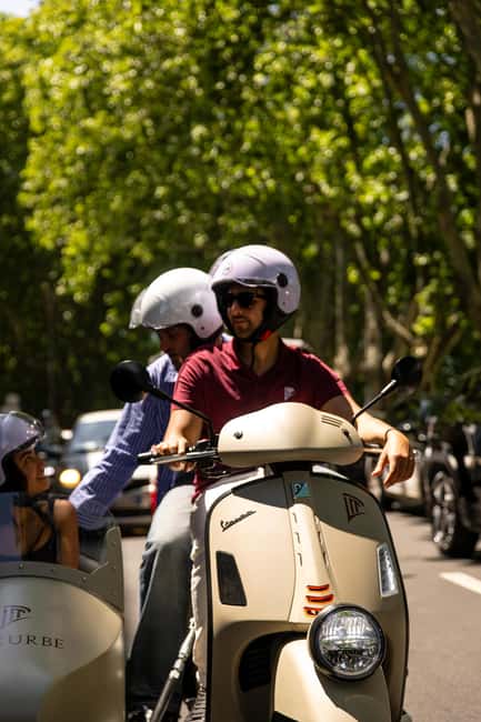 Vespa Sidecar Tour: Highlights of Rome - Piazza del Popolo: Rome’s grand entrance in motion